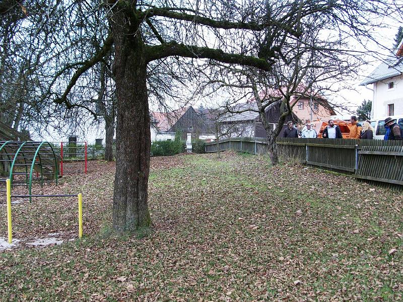 Spiel_Lennes.JPG - Der Spielplatz in Lennesrieth.
