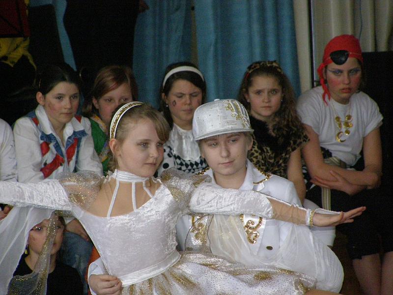 Kids_Paar.JPG - Anmut pur: das Vohenstraußer Kinderprinzenpaar.