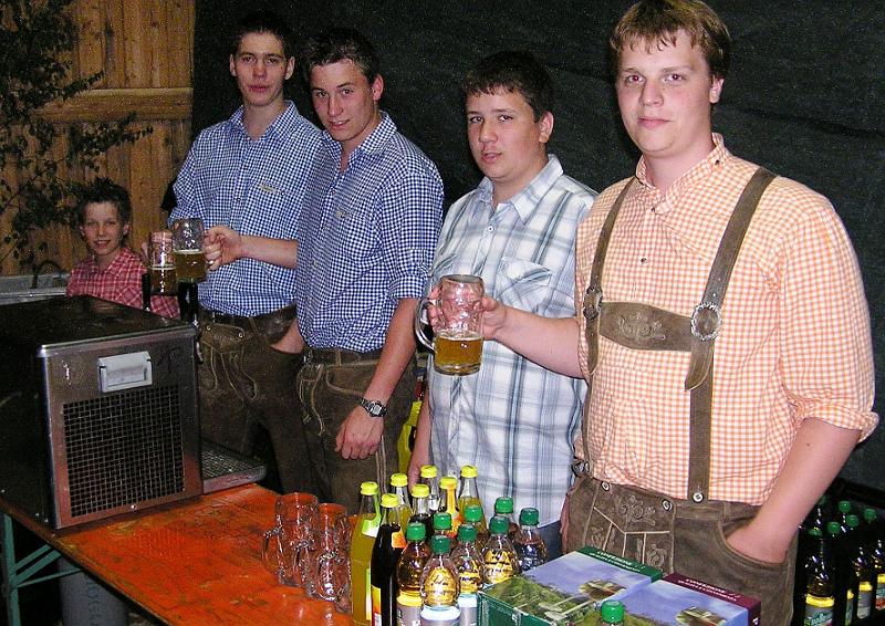 gr_33.jpg - Sie waren verantwortlich für den flüssigen Nachschub.