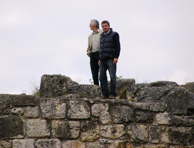 Burgbesteiger_Duo.JPG - Waldthurner Burg-Gipfelstürmer auf der Suche nach Visionen?